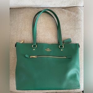 Coach shoulder bag